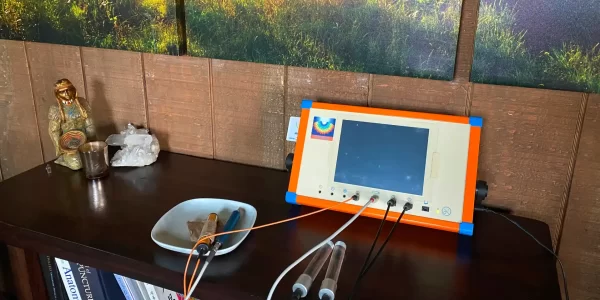 Dr. Babbie Stern uses the CHIREN™ to measure acupuncture meridian points and to restore balance to the body with precise frequencies of light and specific homeopathic remedies.